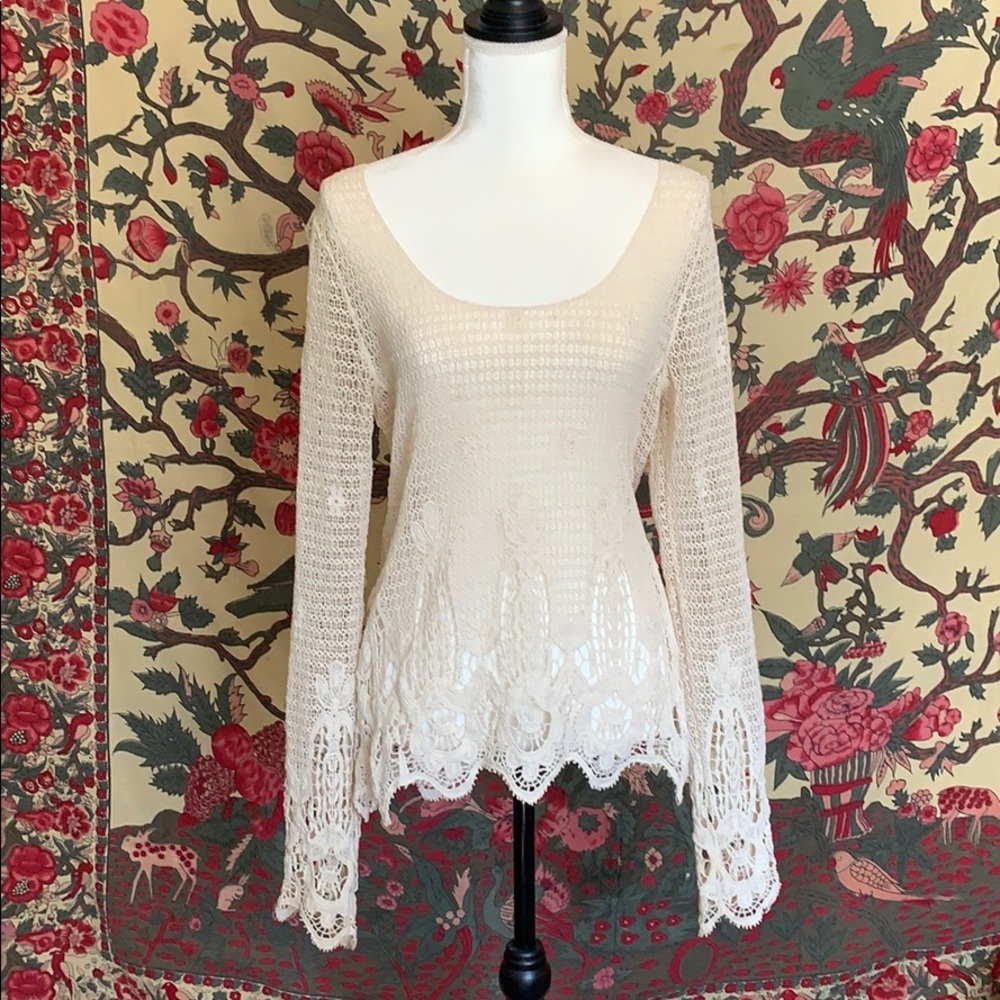 Urban Outfitters Macrame Crochet Style Top XS/S